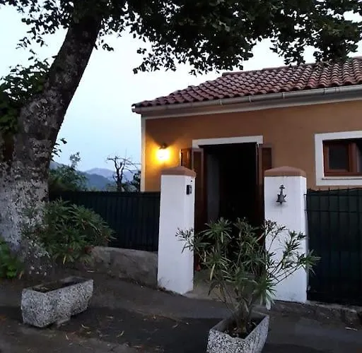 Petit Coin De Paradis